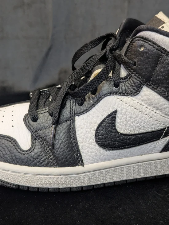 Sz 8M/9.5W Nike Jordans 1 Mid Split Black White Womens Mids Sneakers DR0501-101 - Picture 10 of 15